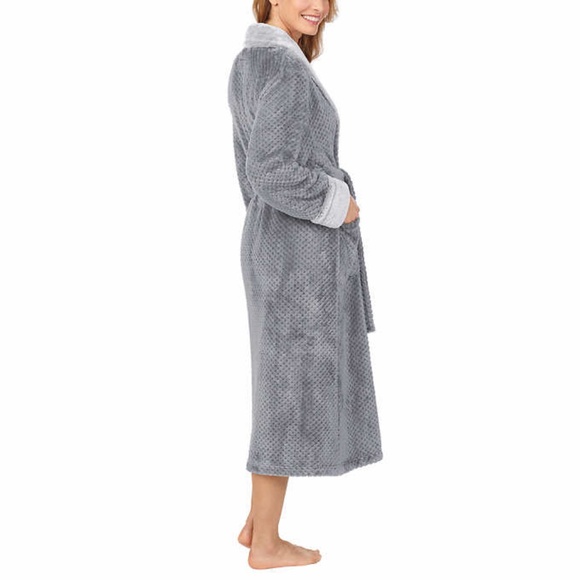 New Carol Hochman Ladies Gray Plush Cozy Robe - Picture 3 of 15
